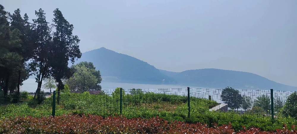 快樂(lè )時(shí)光·石漫灘